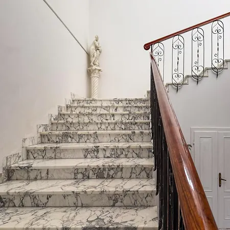 Piazza Pie Di Corte Bed & Breakfast