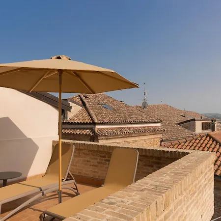 Piazza Pie Di Corte 3*